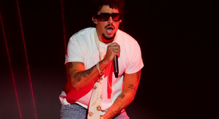Bad Bunny hablará sobre el medio tiempo del Super Bowl tras ganar en los Grammy