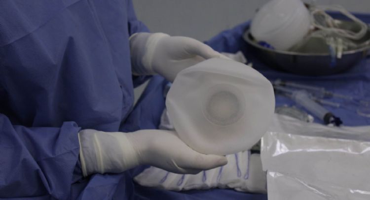 El libro “El cuerpo perfecto”, de Ana Lilia Pérez, destapa los riesgos de las cirugías estéticas