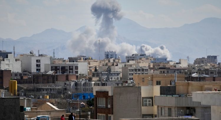 Irán anuncia nuevos ataques contra bases de EU en el golfo Pérsico y el Kurdistán iraquí (Video)