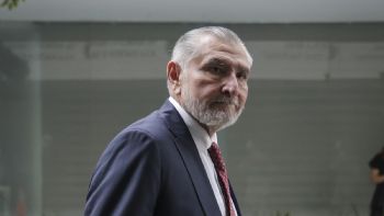 La Barredora: Adán Augusto López huye al ser cuestionado sobre el socio del "Comandante H"