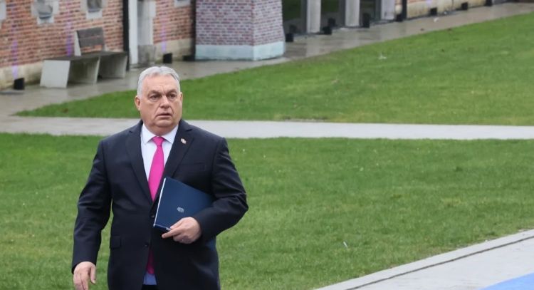 Primer ministro de Hungría ordena retener 82 mdd en efectivo y oro ucranianos incautados