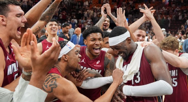 Bam Adebayo anota 83 puntos, la segunda mejor marca en la historia de la NBA
