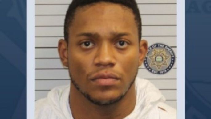 Mensajes a ChatGPT aparecen como evidencia en caso contra exjugador de la NFL acusado de homicidio