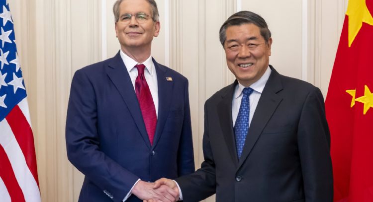 EU y China inician conversaciones comerciales en París de cara a una cumbre de Trump y Xi