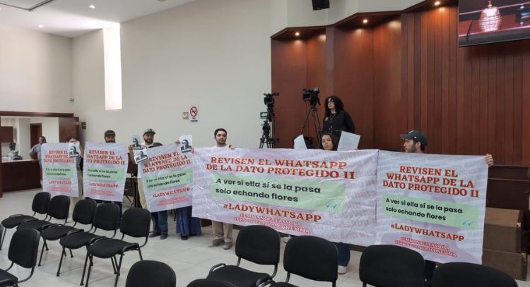 Protestan en Congreso de Sinaloa contra "dato protegido" por uso de chats en denuncia