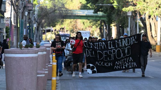 Jóvenes protestan contra el Mundial: señalan que profundiza despojo y gentrificación