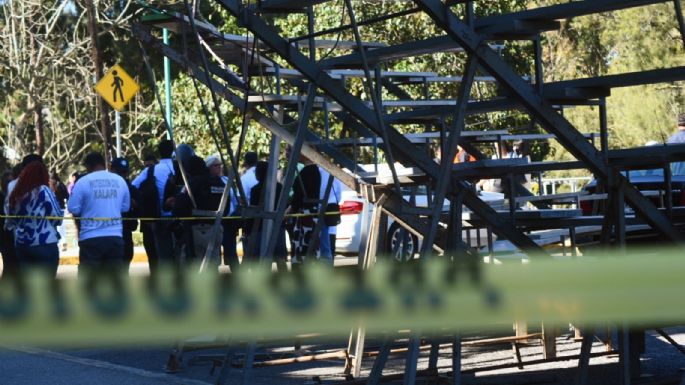 Colapsan gradas durante fotografía de graduación en la Universidad Veracruzana; hay 18 heridos