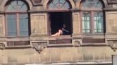 Foto ilustrativa de la nota titulada: Video de mujer tomando el sol en Palacio Nacional: ¿fue real?