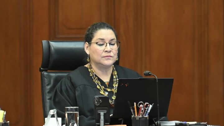 TEPJF revocó sanción del INE a Batres por publicidad en redes durante campaña de elección judicial