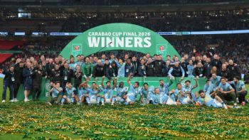 Manchester City derrota 2-0 al Arsenal en la final de la Copa de la Liga inglesa