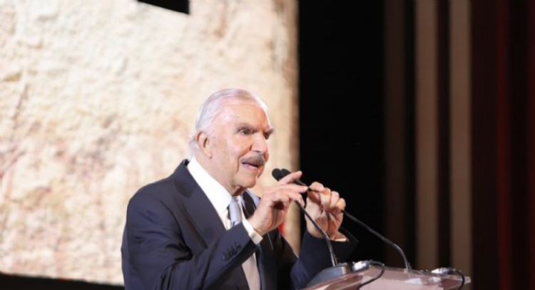 Muere Jorge Kahwagi Gastine, presidente del periódico La Crónica de Hoy