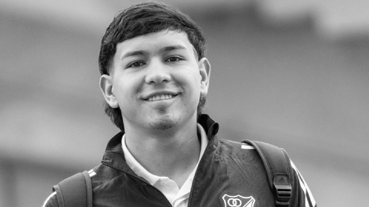 Joven promesa del futbol se desplomó en pleno partido y murió un día después