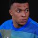 Trasciende que el Real Madrid examinó rodilla equivocada de Mbappé, pero el jugador lo desmiente