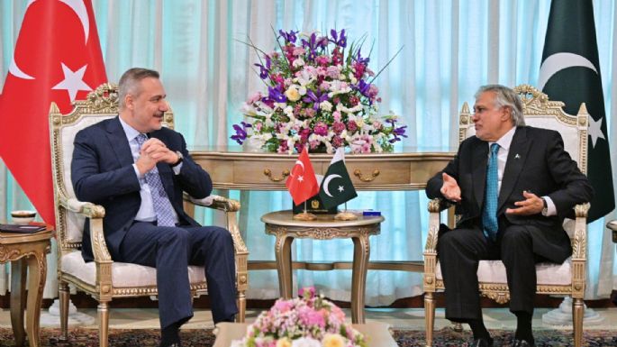 Mediadores se reúnen en Pakistán para conversaciones sobre el fin de la guerra con Irán