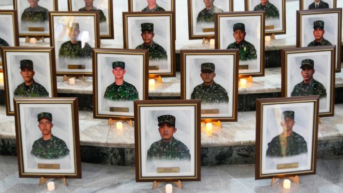 Realizan en Bogotá ceremonia en memoria de los 69 fallecidos en accidente aéreo militar