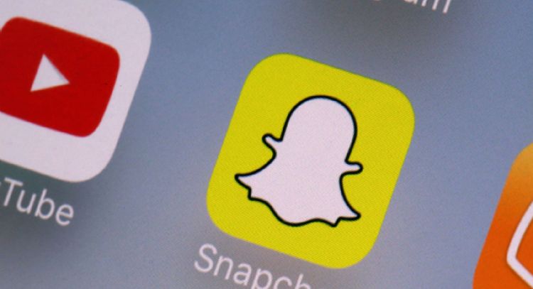 UE apunta a Snapchat por seguridad infantil y acusa a webs porno de no bloquear el acceso a menores