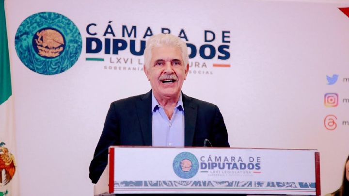 “Tuca” Ferretti acude a Cámara de Diputados a presentar iniciativa para detectar talento futbolístico