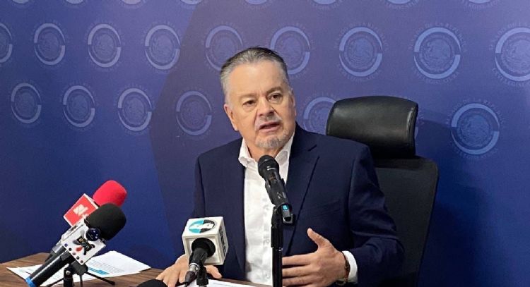 Senador panista revienta contra el Plan B; lo acusa de debilitar a estados