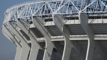 Mundial de futbol tendrá pausas comerciales en pleno partido