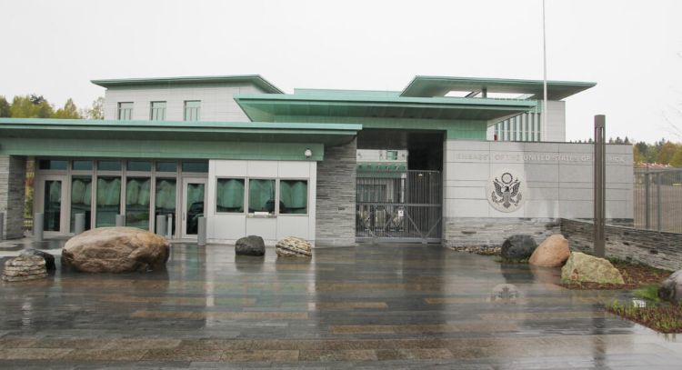 Policía de Oslo, Noruega, informa de una explosión en la Embajada de EU