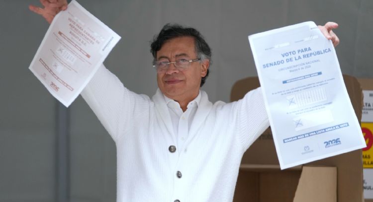 Colombia va a las urnas para renovar el Congreso y definir candidatos presidenciales