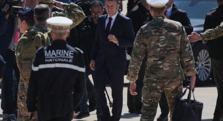 Macron respalda la defensa de Chipre ante la guerra en Irán: "Cuando Chipre es atacada, toda la UE e