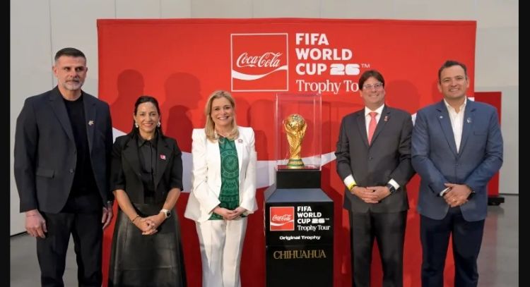 Gobernadora de Chihuahua da la bienvenida al Trofeo de la Copa Mundial de la FIFA 2026