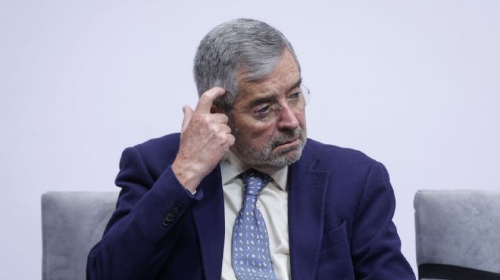 Juan Ramón de la Fuente deja la cancillería “por motivos de salud”; lo sustituye Roberto Velasco