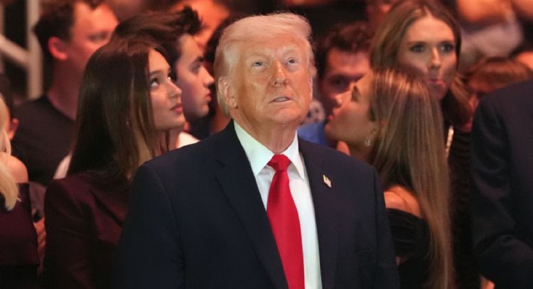 Trump anuncia el cierre del estrecho de Ormuz y que interceptará a cualquier buque que pague a Irán