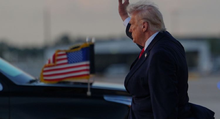Trump amenaza a China con aranceles del 50% si descubre que envía material militar a Irán