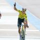 Wout Van Aert supera a Tadej Pogacar en un final dramático para ganar la clásica París-Roubaix