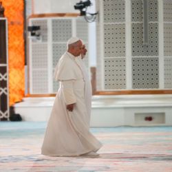 Trump advierte que no se disculpará con el Papa y le acusa de tener "un problema con la ley y el orden"