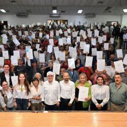 Gobernador Durazo y Sedatu entregan escrituras  y fortalecen certeza patrimonial en Sonora