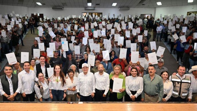 Gobernador Durazo y Sedatu entregan escrituras  y fortalecen certeza patrimonial en Sonora