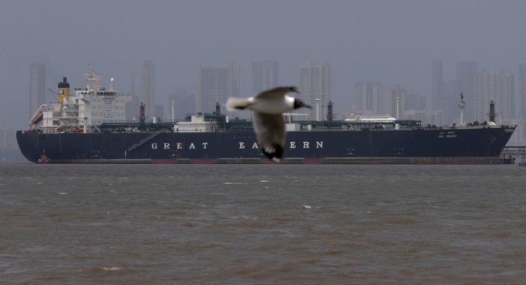 China pide un "paso sin obstáculos" a través de Ormuz tras el anuncio de bloqueo por parte de Trump
