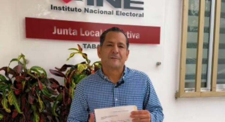 Exdelegado de Gobernación en Tabasco formaliza su renuncia a Morena y advierte de “dedazos” en 2027