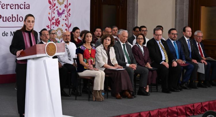 Sheinbaum presenta a asesores para aplicar el fracking no tradicional sin dañar el ecosistema