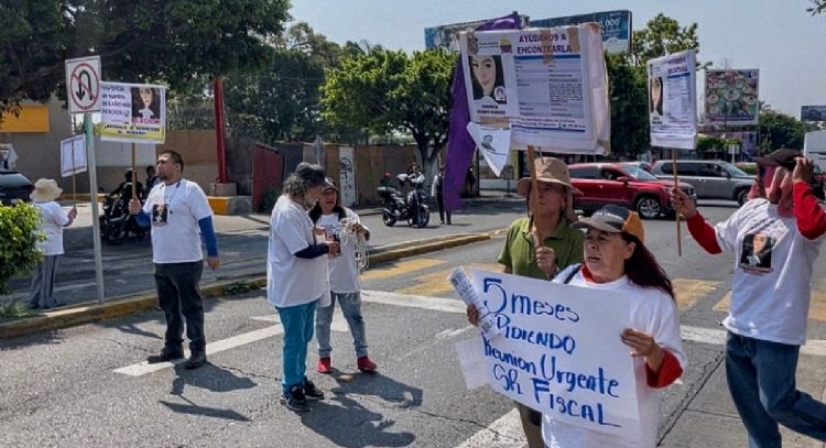 Protestan en la Fiscalía de Morelos por omisiones en el caso Berenice Ocampo Ramírez