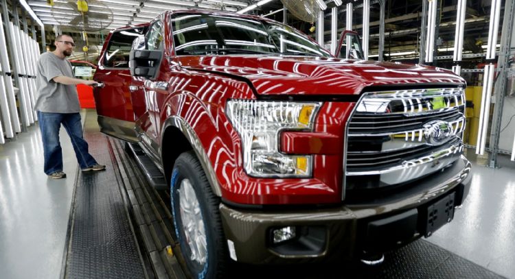 Ford retira 1.4 millones de camionetas F-150 por problema que ya dejó dos heridos