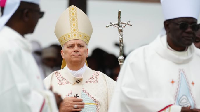 Papa señala que “no me interesa en absoluto” debatir con Trump, pero seguirá predicando la paz