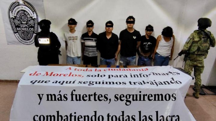 Detienen a 6 presuntos integrantes de La Familia Michoacana cuando colocaban narcomanta en Morelos
