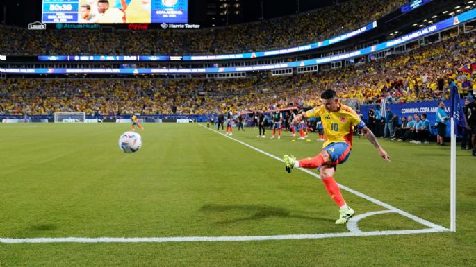 James Rodríguez, hospitalizado tras amistoso de Colombia por problema médico "no deportivo"