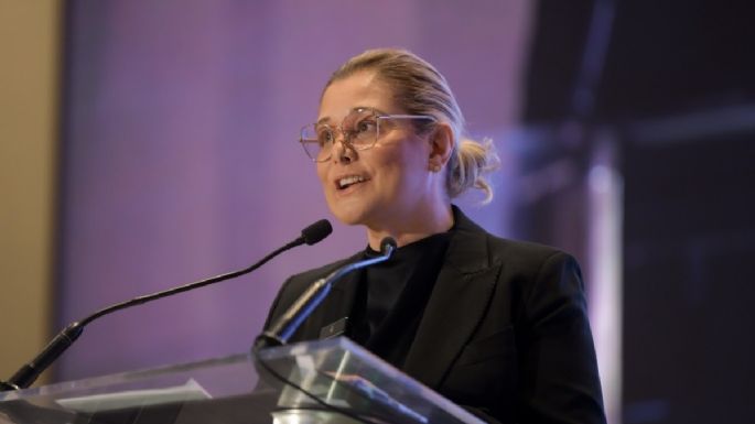 Gobernadora de Chihuahua busca reunión con Sheinbaum para hablar sobre agentes de EU