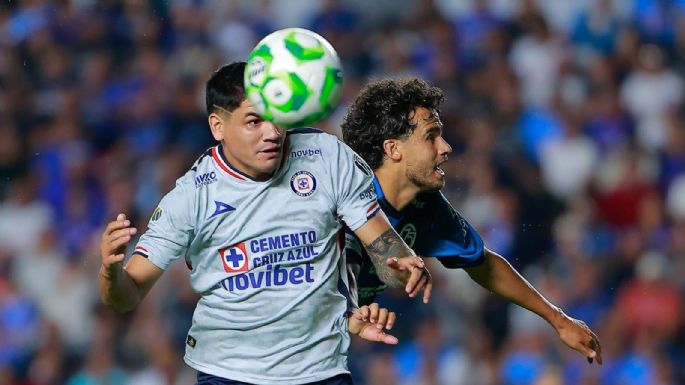 Cruz Azul extiende su racha sin triunfos al empatar 1-1 con Querétaro