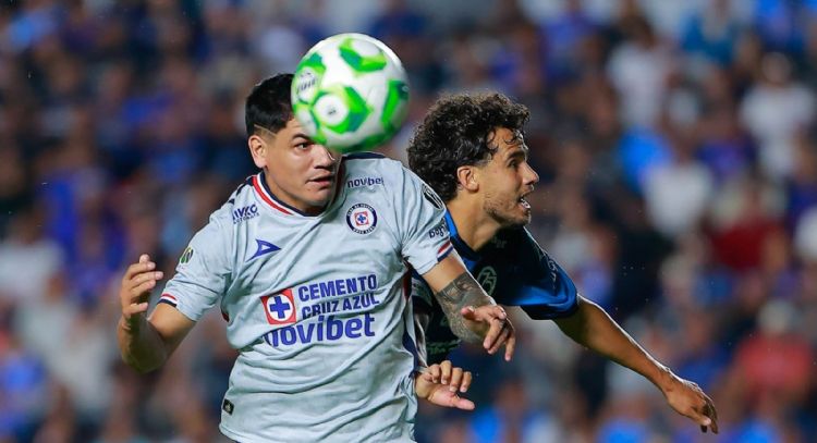 Cruz Azul extiende su racha sin triunfos al empatar 1-1 con Querétaro