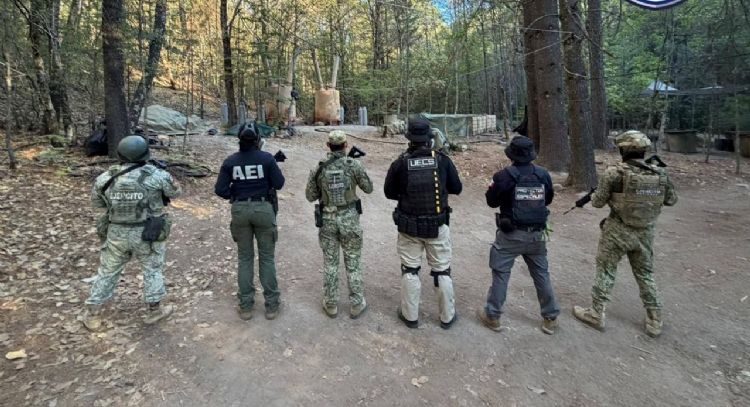 Agentes de la CIA muertos en Chihuahua portaban uniformes de la policía estatal