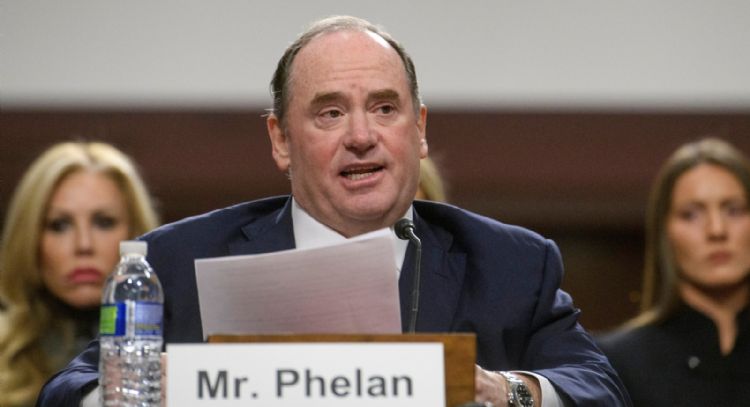 Nueva baja en el gabinete de Trump: el secretario de Marina deja su cargo