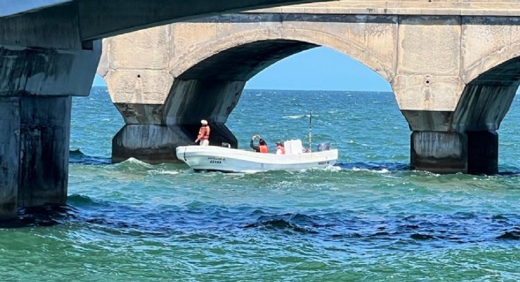 Pescadores de Progreso, Yucatán, denuncian múltiples fugas de hidrocarburo sin atender