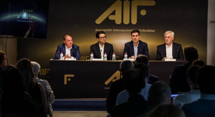 Asociación Mexicana de Futbolistas formaliza integración a nuevo sindicato global