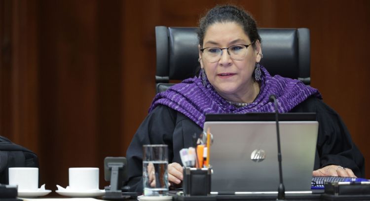 Lenia Batres ignora posible conflicto de interés y apoya amparo al ISSSTE, dirigido por su hermano